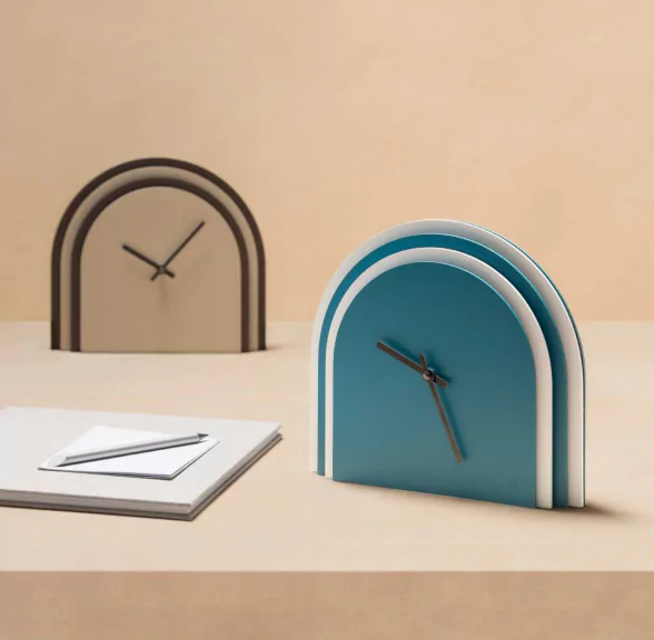 Central Desk Clock